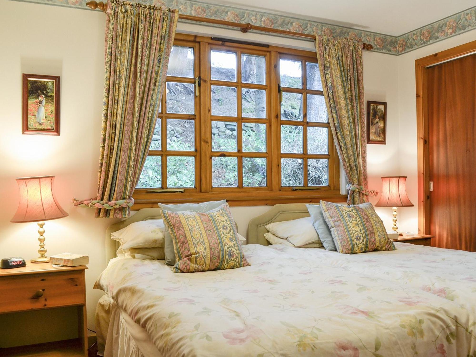Toll Bridge Lodge Банхорі Екстер'єр фото
