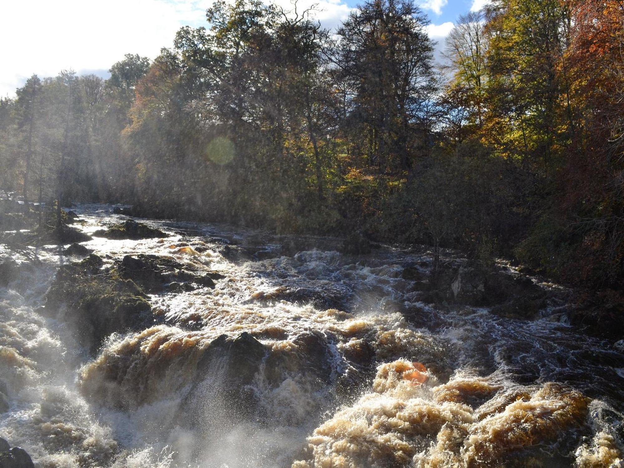Toll Bridge Lodge Банхорі Екстер'єр фото